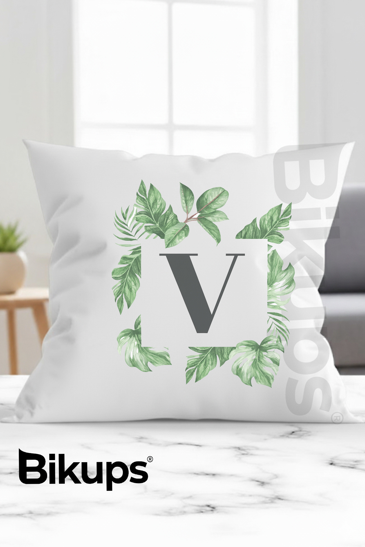 Kişiye Özel Botanik Figürlü Harfli Yastık