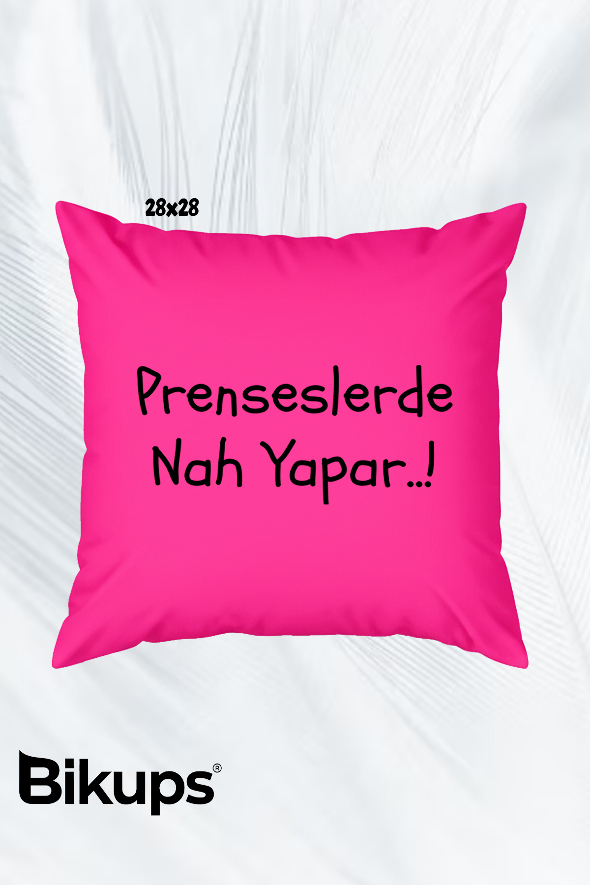 Prenseslerde nah yapar pembe baskılı yastık