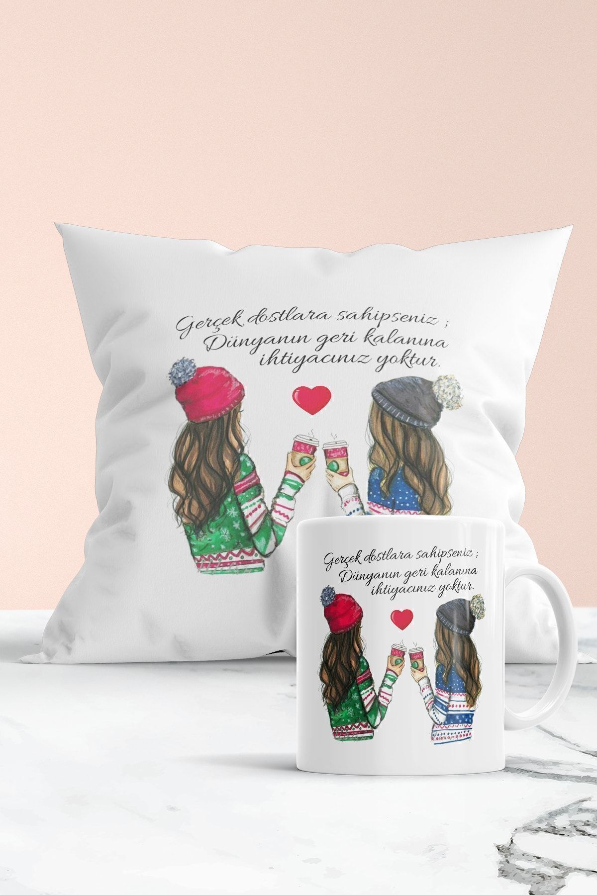 Dostlara Özel Açıklamalı Yastık Ve Kupa Seti