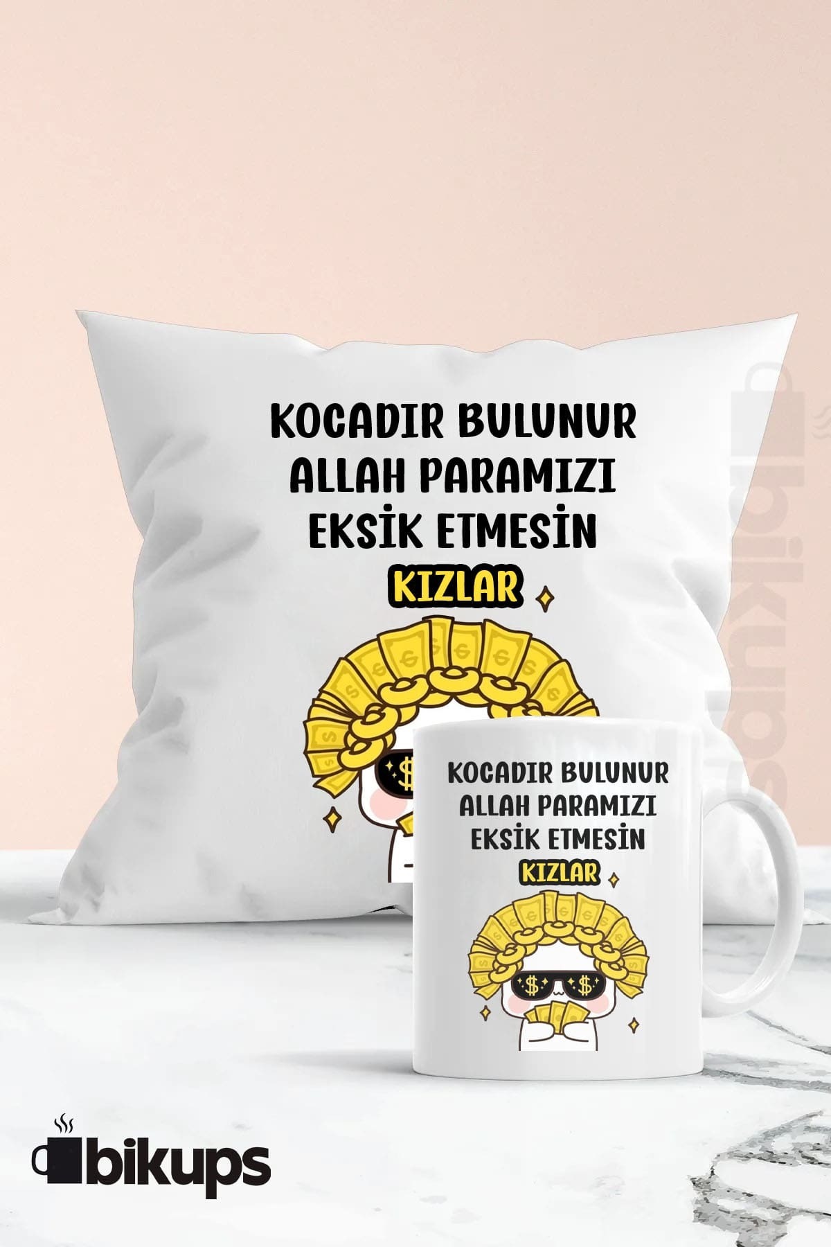 Kocadır Bulunur Allah Paramızı Eksik Etmesin Kızlar Baskılı Kupa Yastık Seti