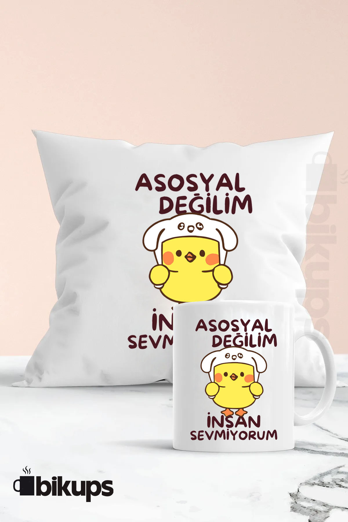 Asosyal değilim İnsan Sevmiyorum Kupa ve Yastık Seti