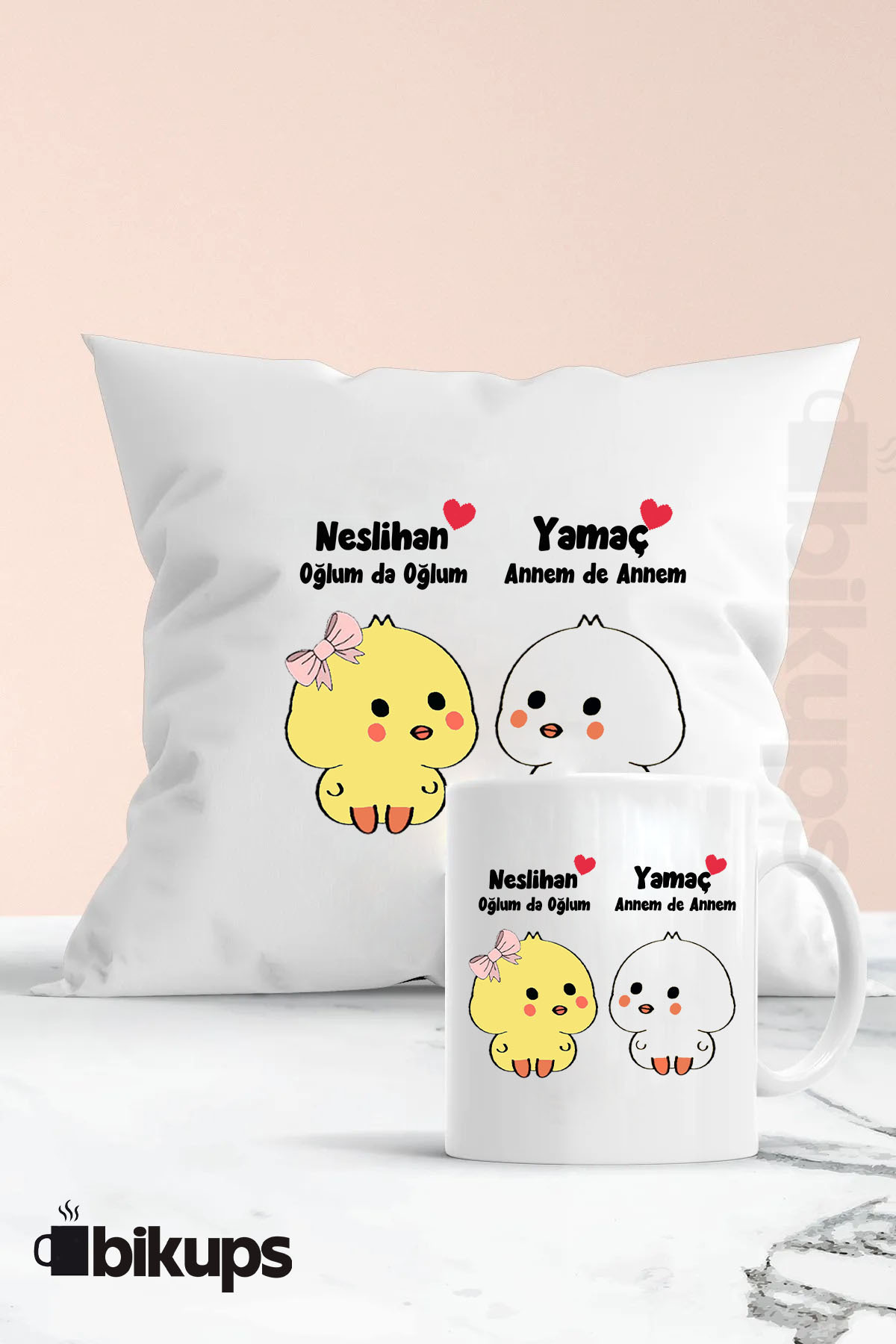 Annemde annem oğlumda oğlum İsimli Kupa ve Yastık Seti