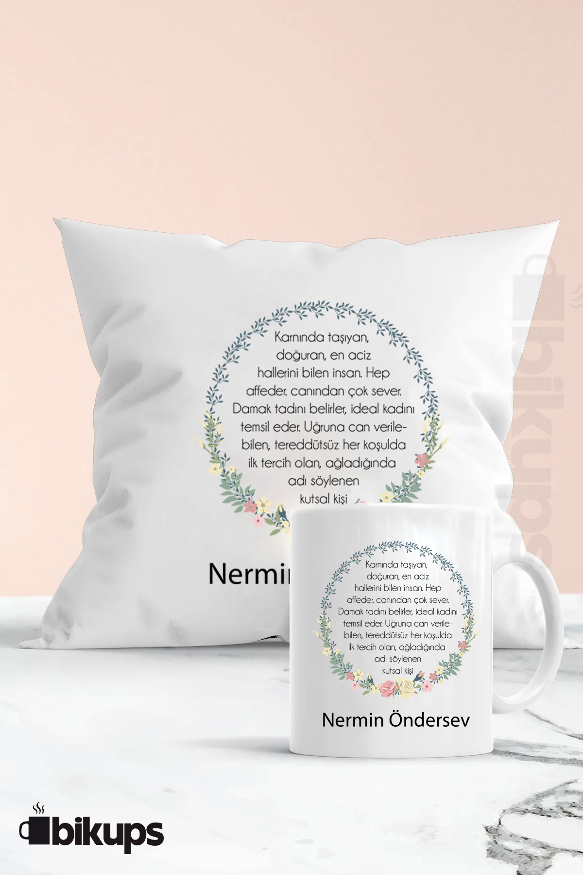 Annelere Özel isimli kupa ve yastık seti