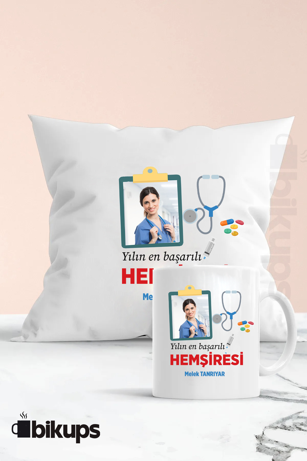 Yılın en başarılı hemşiresi kişiye özel fotoğraf ve isimli kupa ve yastık seti