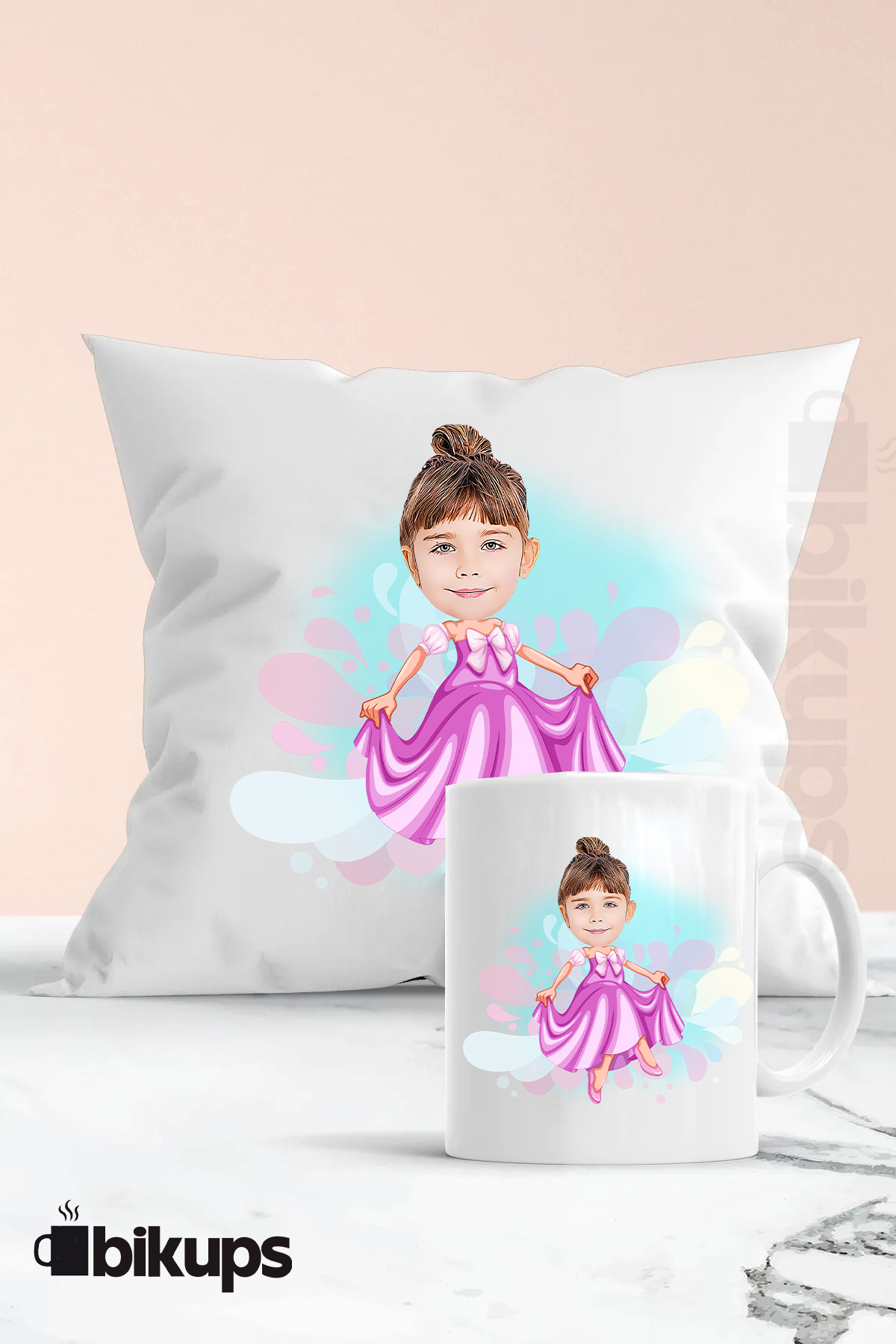 Kız çocuklarına Özel Kişiselleştirilebilir karikatür kupa ve yastık seti
