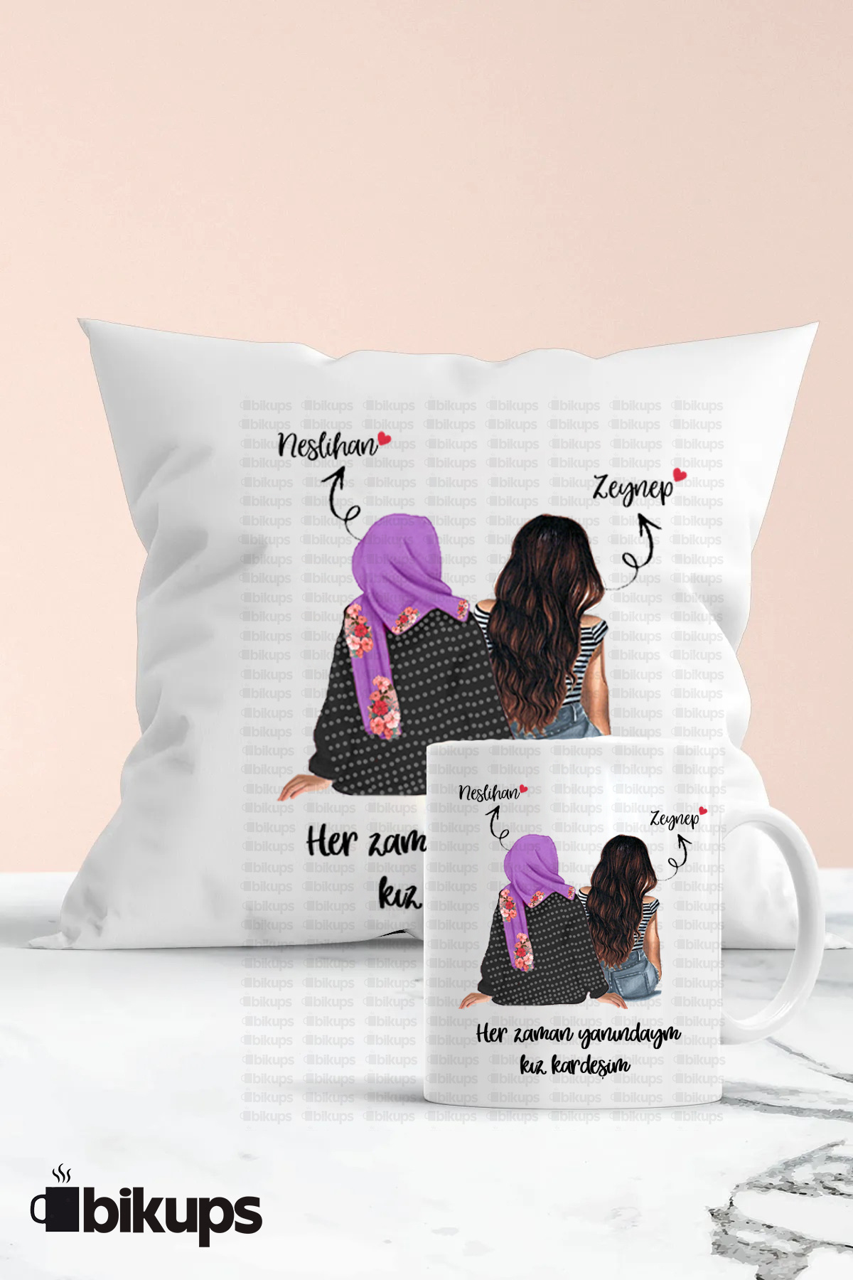2 Arkadaşa Özel Kız Kardeşim Hediyelik Kişiselleştirilebilir Yastık ve Kupa Seti