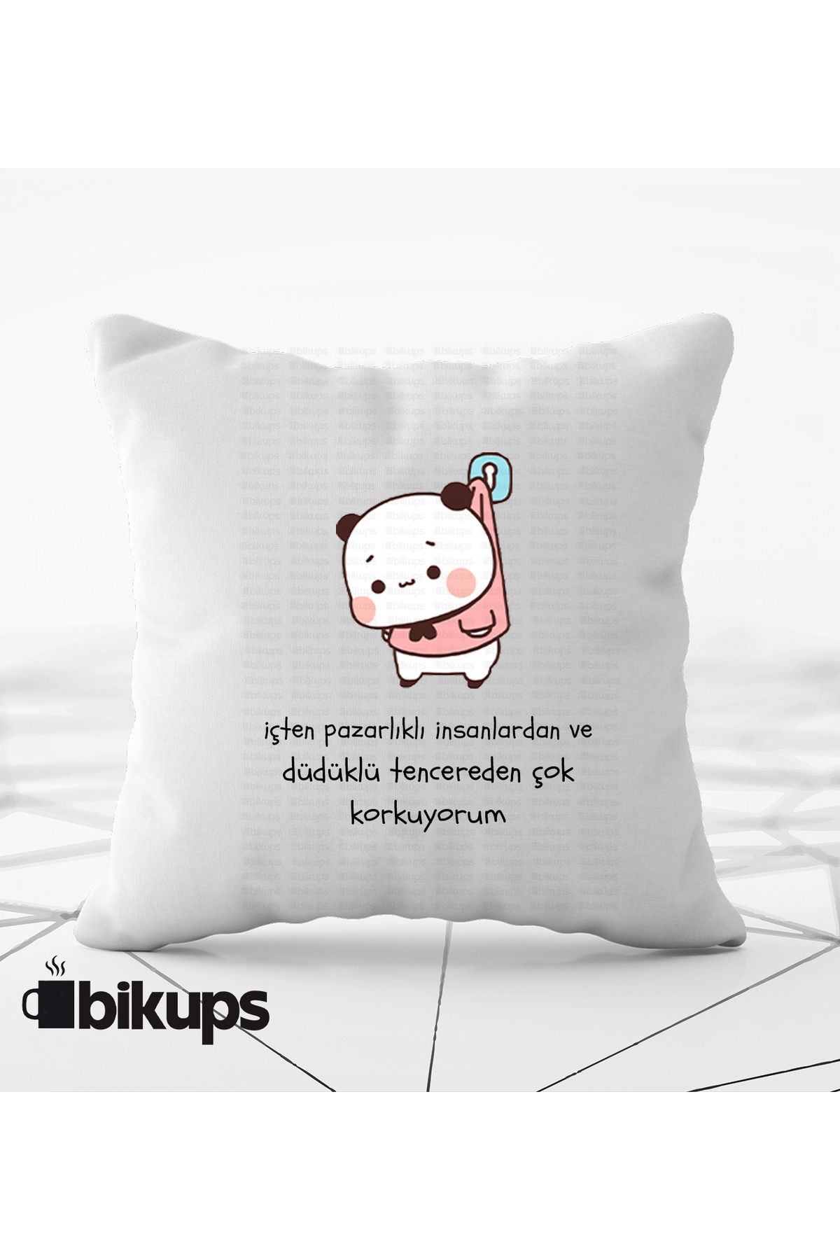 içten pazarlıklı insanlardan ve düdüklü tencereden çok korkuyorum yastık