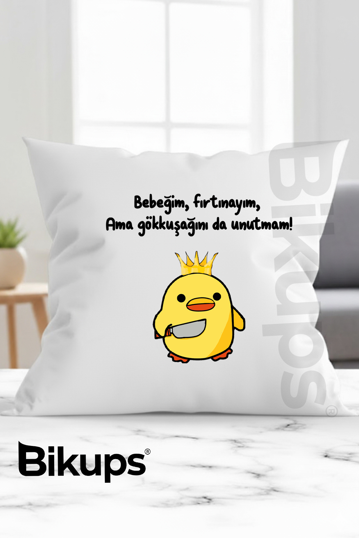Bebeğim, fırtınayım. Ama gökkuşağını da unutmam! Baskılı Yastık